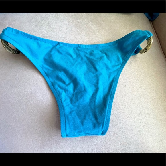 Victoria’s Secret Turquoise 2 Piece String Tie Bikini Swimsuit Shell Hardware - Picture 8 of 12